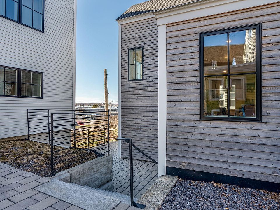 34 Hammond St Portland ME Zillow