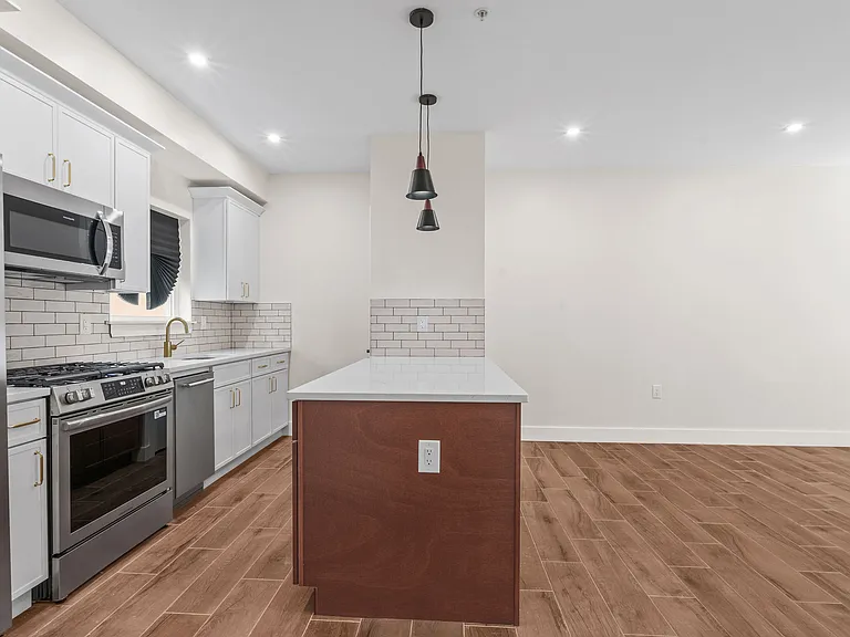 50 Bock Ave #1 — Photo 29