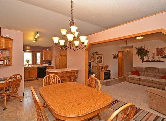 4th image of 10963 Brittany Drive N