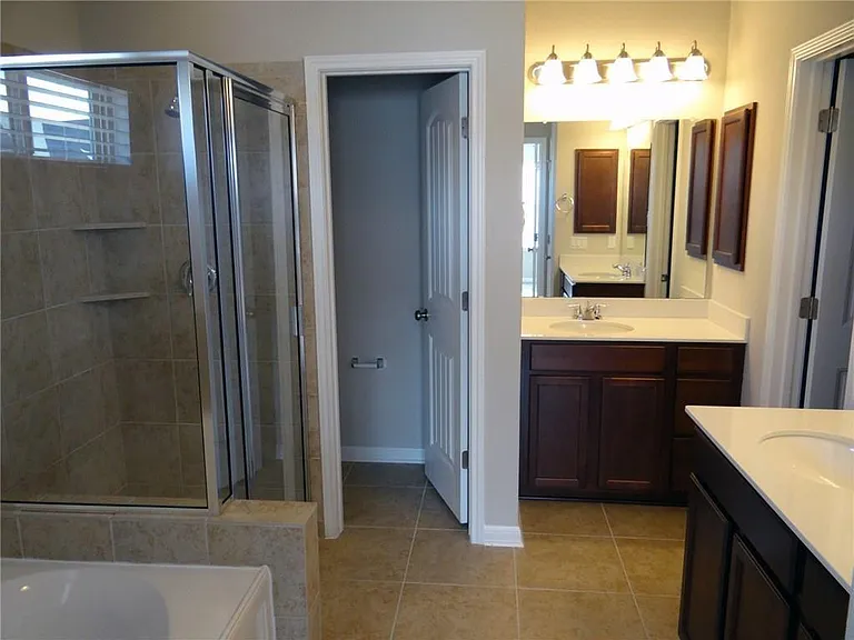 299 Clear Springs Holw — Photo 7