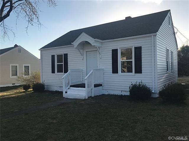 1st image of 2412 Gordon Ln