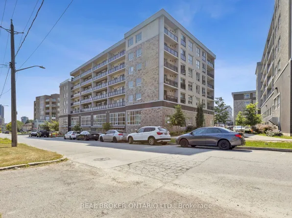 275 Larch St #G607, Waterloo, ON N2L 3R2