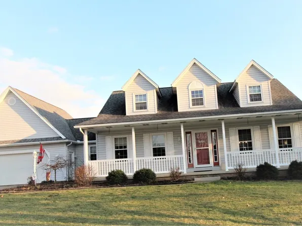 1249 Independence Dr, Orrville, OH 44667