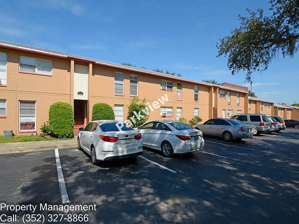1432 E McDonald Ave #16