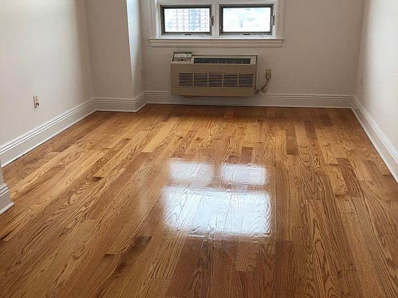 4th image of 822 22nd St #1403