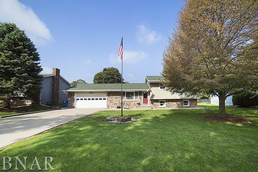 120 Hilton Dr, Lexington, IL 61753 Zillow