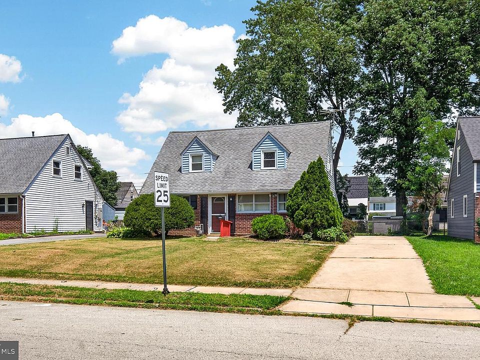 1st image of 824 Quince Ln