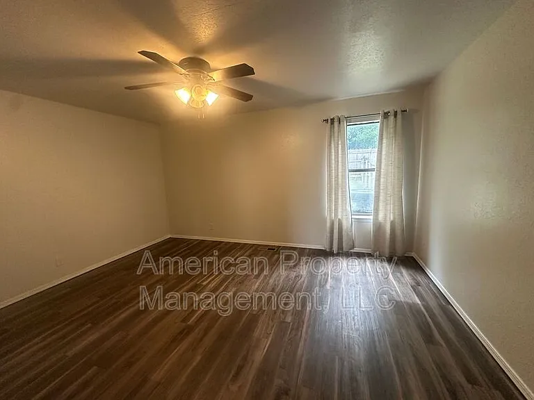 6712 S 78th East Ave — Photo 4