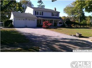 304 Barcelona Dr, Toms River, NJ 08753