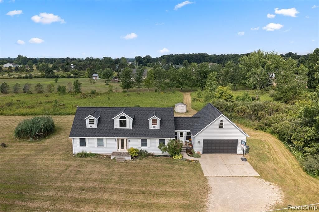 2223 Fish Lake Rd, Lapeer, MI 48446 Zillow
