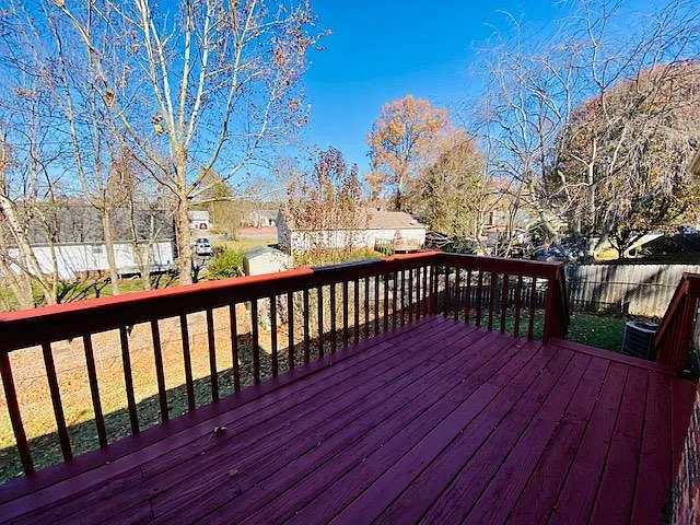 3 bed, 1504 sqft, $1,600 — Photo 2