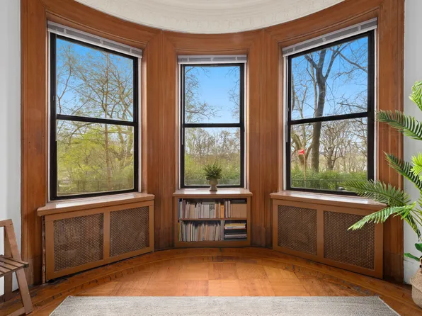 293 Riverside Drive 2A image 1 of 5