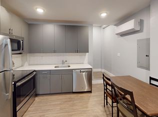 327 S 46th St, Philadelphia, PA 19143