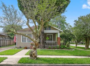 1136 E 16th St, Houston, TX 77009