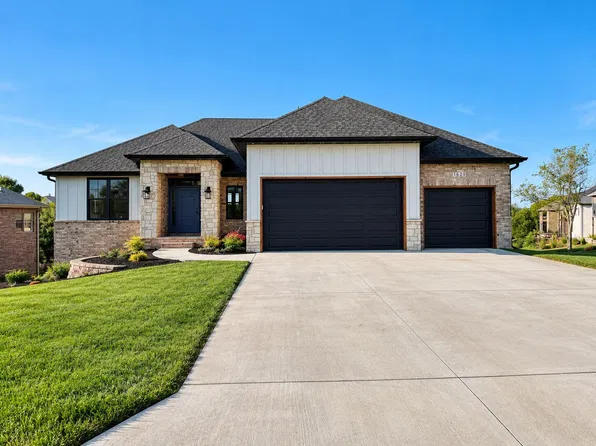 1620 W Silver Oak Drive, Springfield, MO 65810