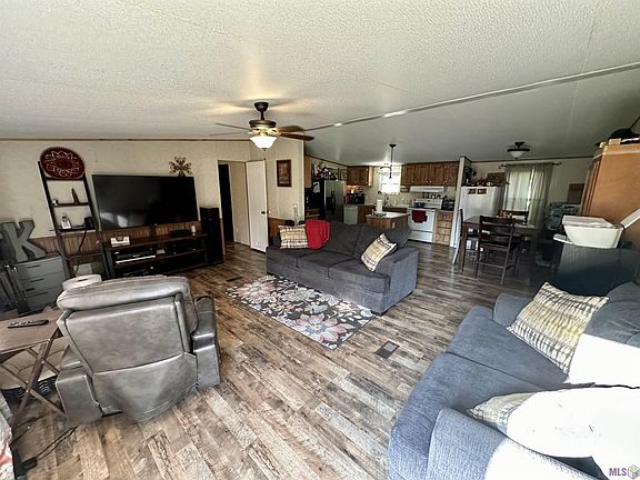 5th image of 38162 Nan Wesley Rd