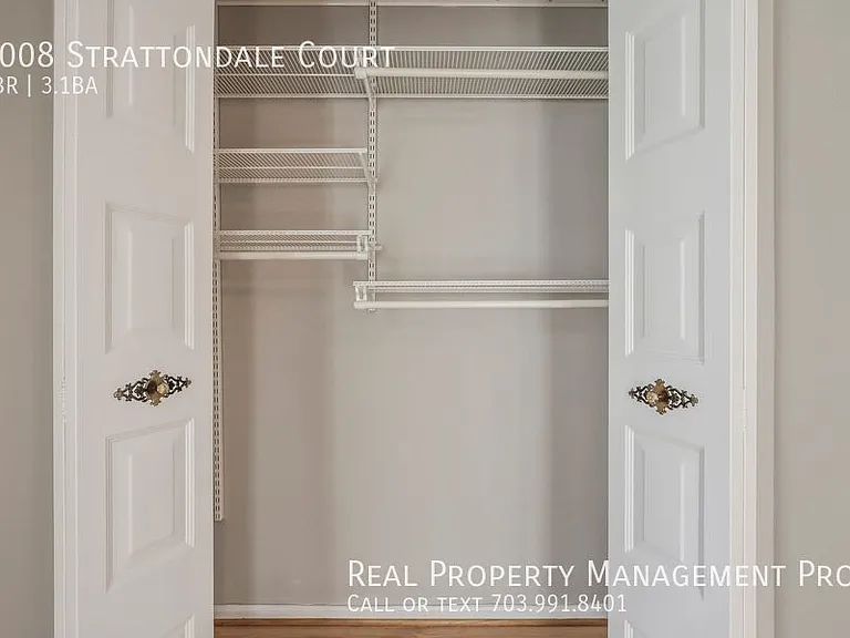 9008 Strattondale Ct — Photo 30