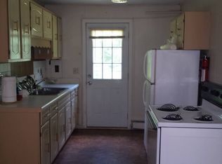 34 Varga Rd APT 3, Ashford, CT 06278