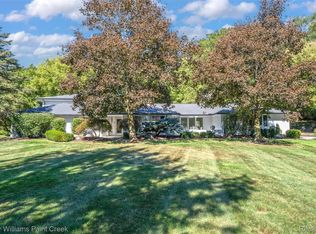 4428 Old Trinity Ct, Bloomfield Hills, MI 48301