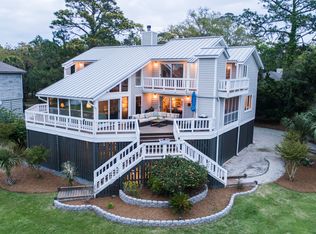 67 Barony Ct, Edisto Island, SC 29438