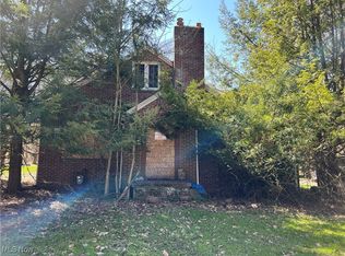 1820 Bears Den Rd, Youngstown, OH 44511