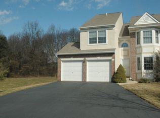 206 Sumter Pl, Maple Glen, PA 19002