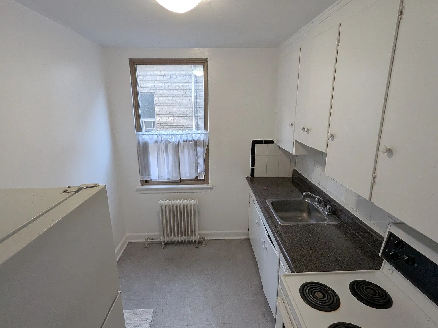 403 - Lake Shore Blvd W — Photo 4