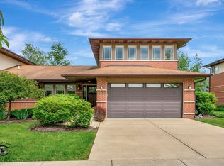 1233 Prairie Ln, Lemont, IL 60439