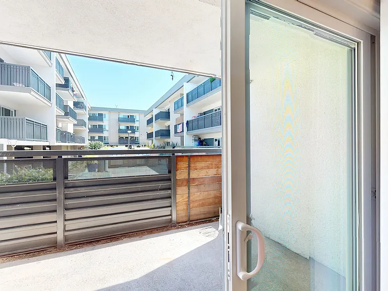 Eight 80 Newport Beach — Photo 48