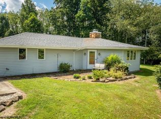 1141 Mount Zion Rd, Fairmont, WV 26554
