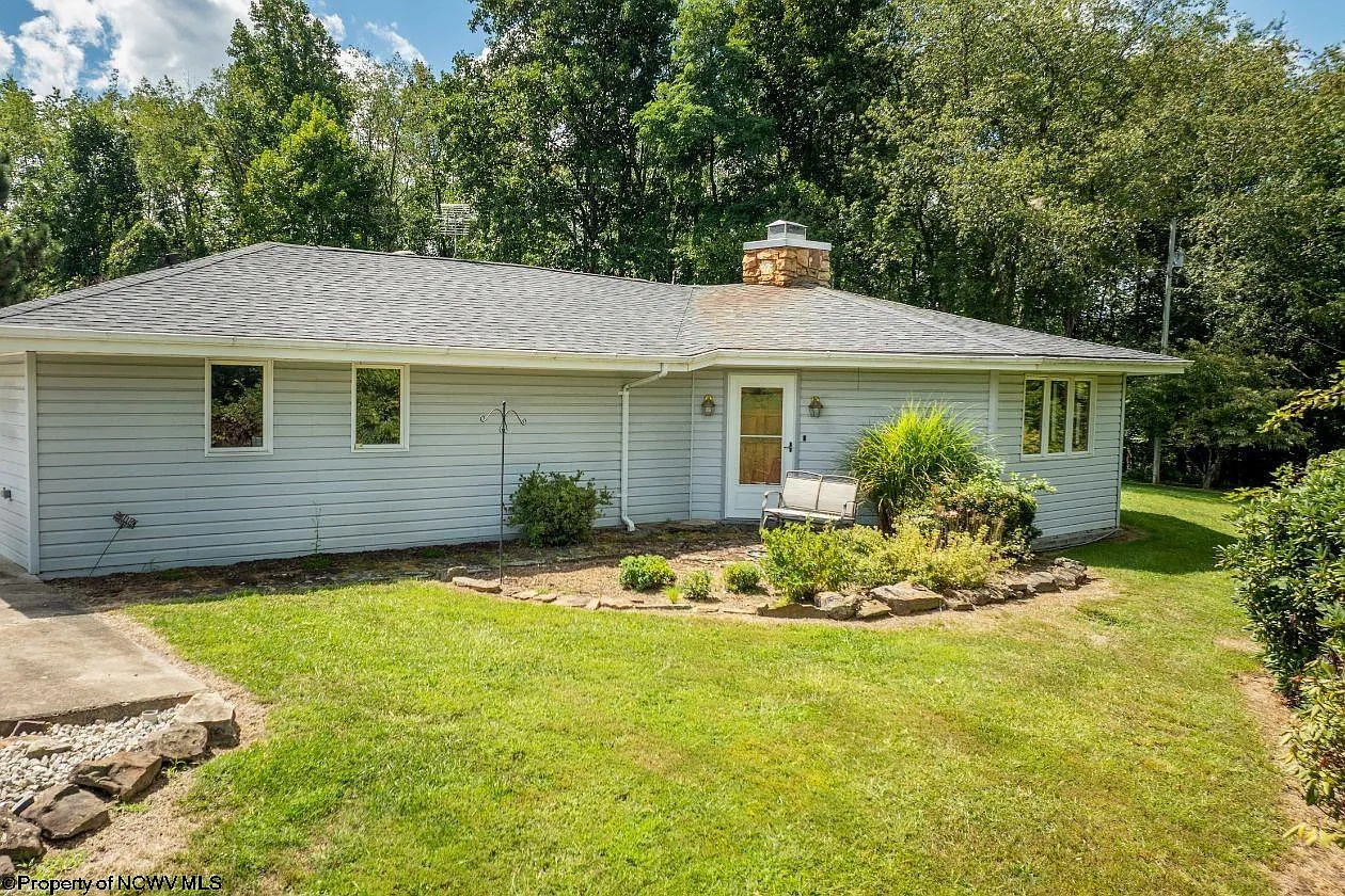1141 Mount Zion Rd photo 1