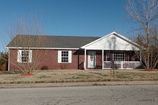 1st image of 1909 Rolling Hills Dr