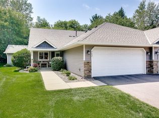 752 Echo Shores Ct, Saint Paul, MN 55115