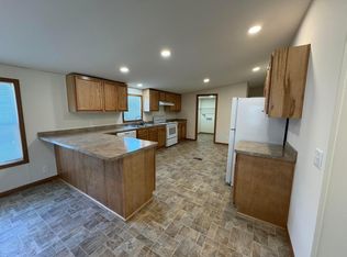 4 Oak Glen Dr, Delaware, OH 43015