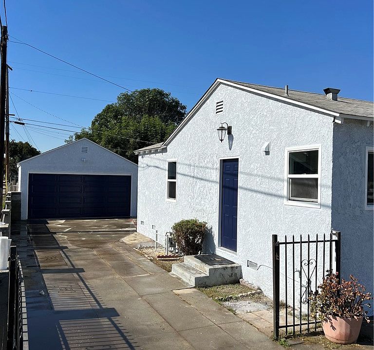 14617 S Castlegate Ave, Compton, CA 90221 Zillow
