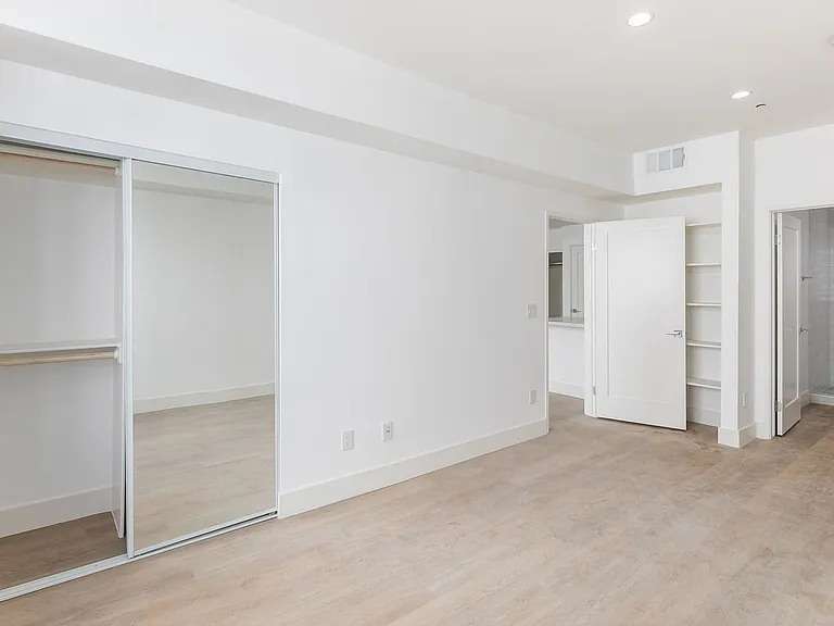 1317 Westgate Ave — Photo 12