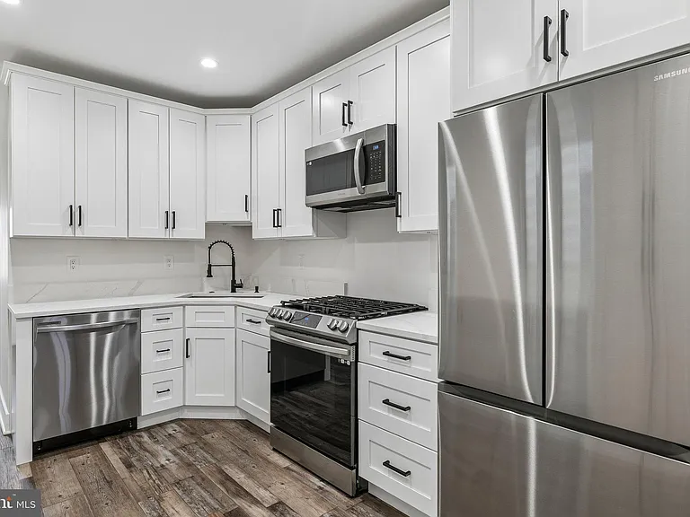 3156 Almond St — Photo 21