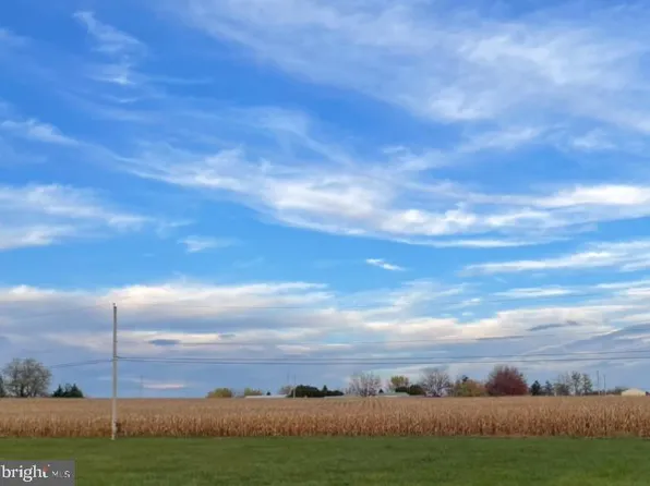 Hickory Rd, Dillsburg, PA 17019