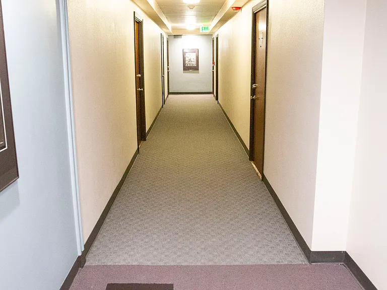 Park Tower Apartments — Photo 85
