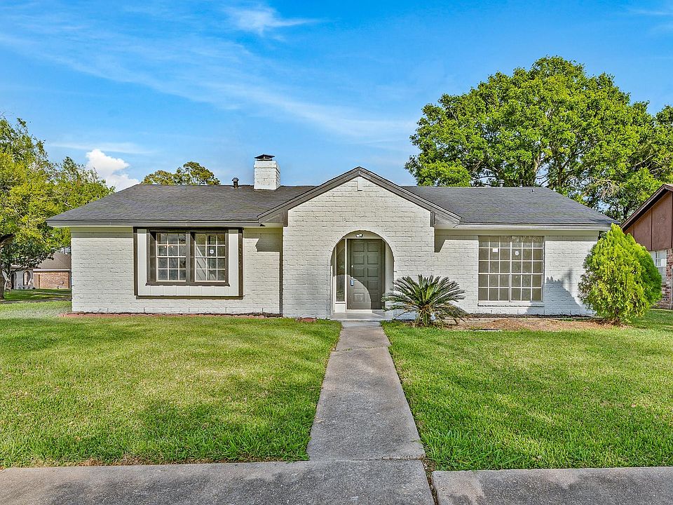 1st image of 7603 Beech Cove Ln