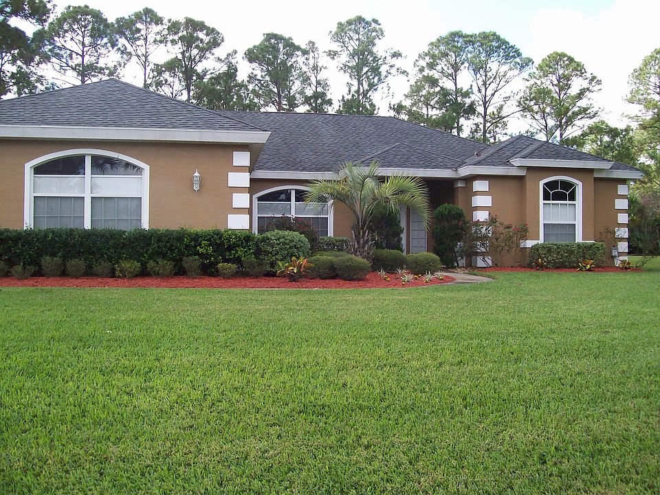 1st image of 15 Crescent Lake Way