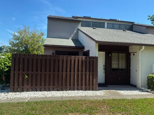 8913 Somerset Blvd, Fort Myers, FL 33919