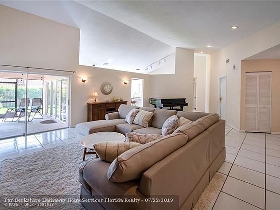 2nd image of 1870 NW 107th Ave