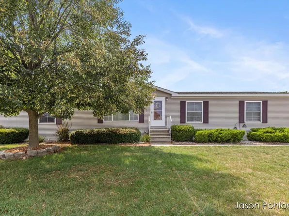 7429 Curry St SE, Caledonia, MI 49316