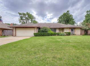 10412 Paisley Rd, Yukon, OK 73099