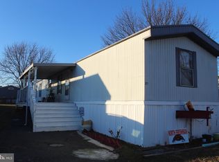 21 Mary Dr, Stafford, VA 22556