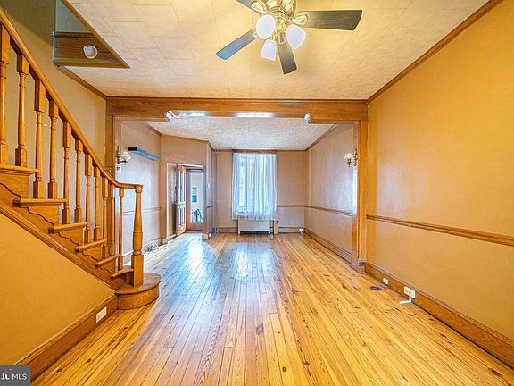 4th image of 3238 Chatham St
