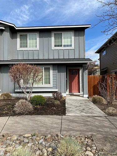 800 NE Ross Rd #2 Photo 1