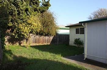 2nd image of 2921 Gilma Dr