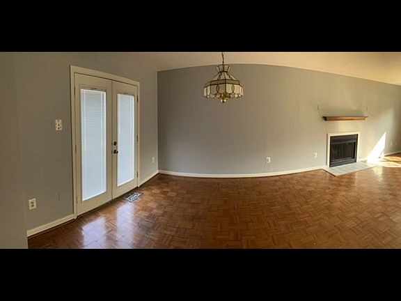 2nd image of 8230 Lincoln Dr